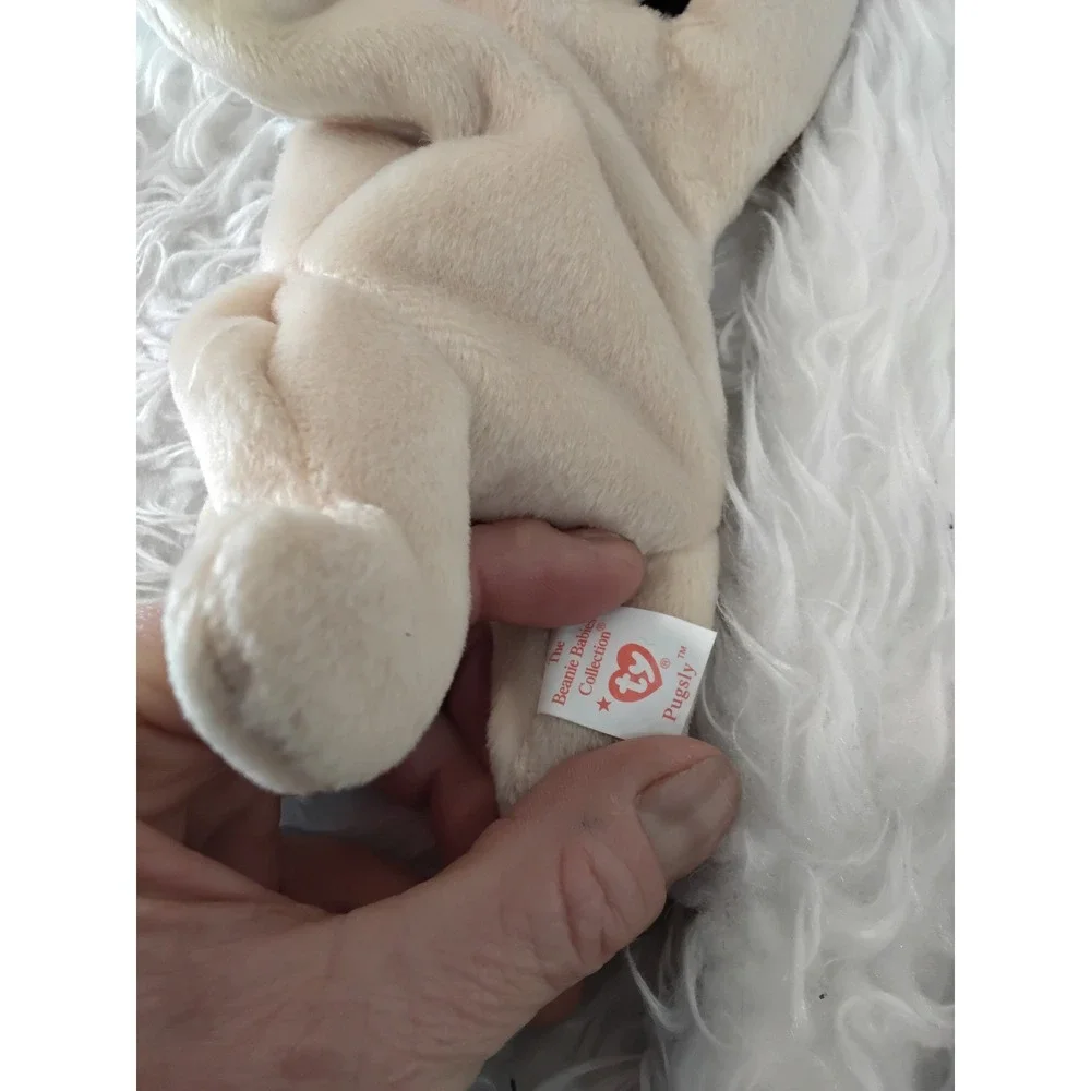 Ty Beanie Baby Pugsly Pug Dog Plush Toy 1996 Red Tag